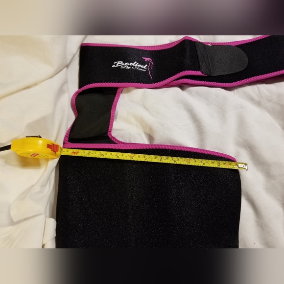 Bodied by snow body slimming sized xl - Picture 3 of 7